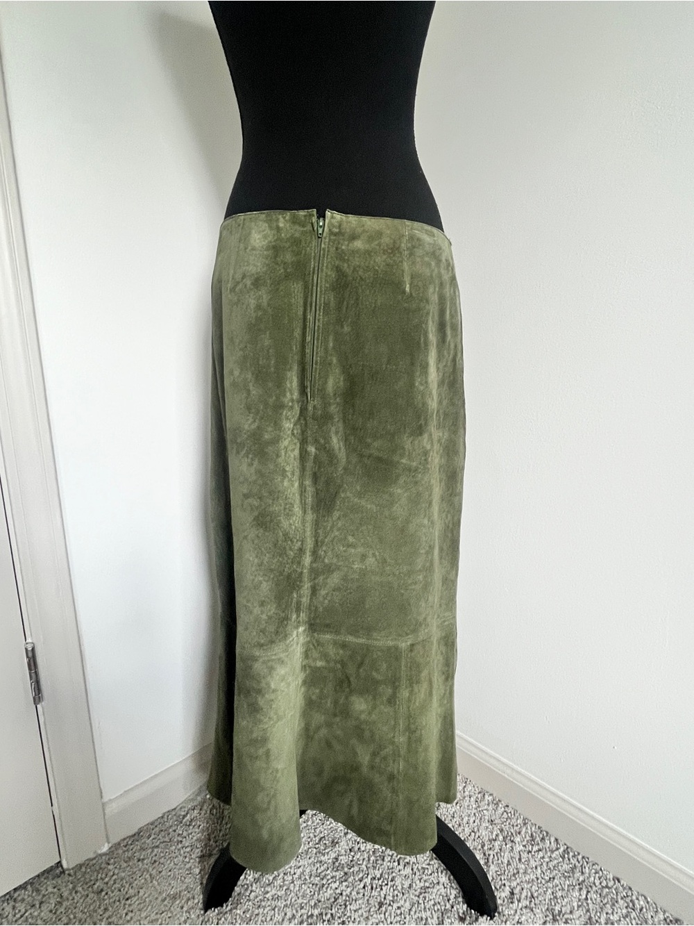 Karen Kane Olive Green Suede Leather Maxi Skirt – Size 8 - Picture 6 of 8